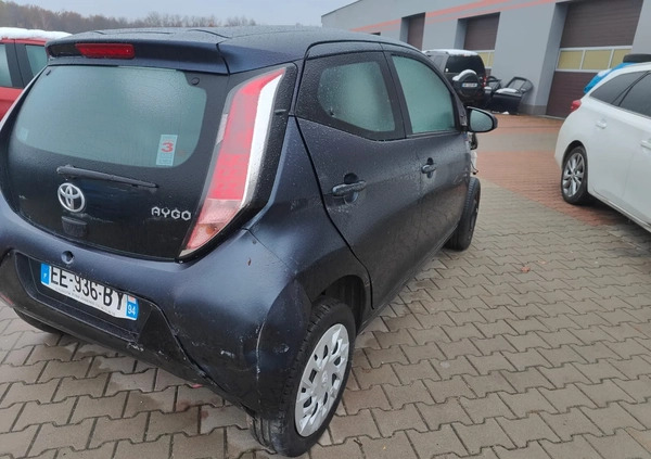 Toyota Aygo cena 15900 przebieg: 82000, rok produkcji 2016 z Warszawa małe 67